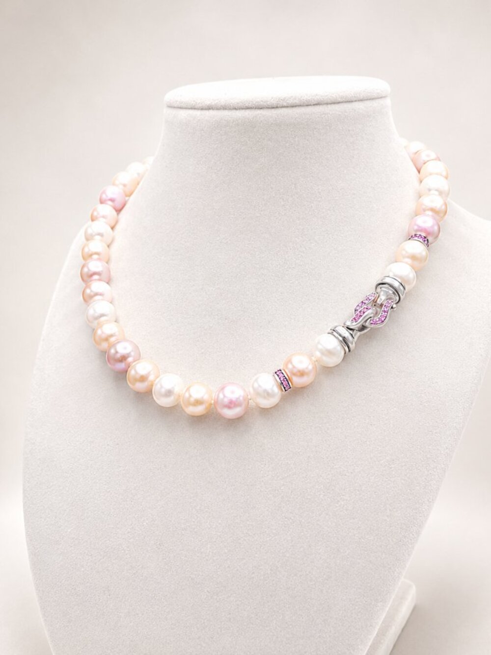 David Yurman Pearl Strand Buckle Necklace w/ Pink Sapphires - 16" - RARE - Picture 4 of 11